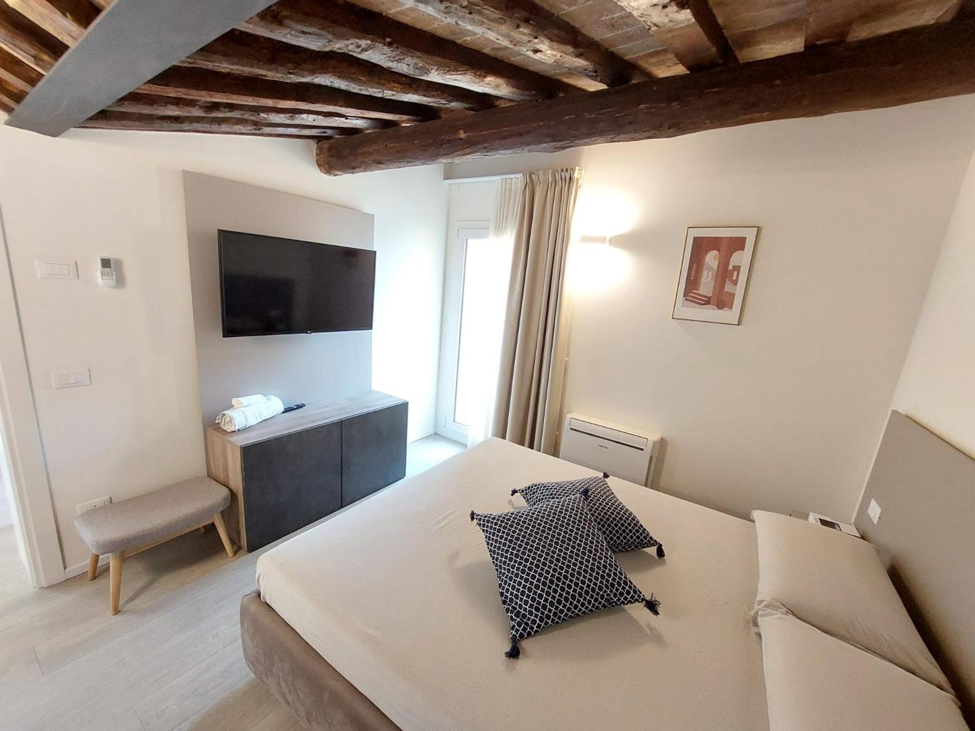 Residenza Subitosanto "Gigliola" 9A - Bilocale Con Terrazzo Esclusivo Cupola Basilica Di Sant'Antonio- Apartment Padova Exterior foto